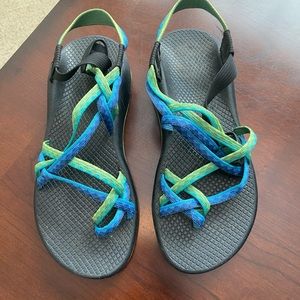 Chaco ZX2 sandal blue green yellow SZ 8